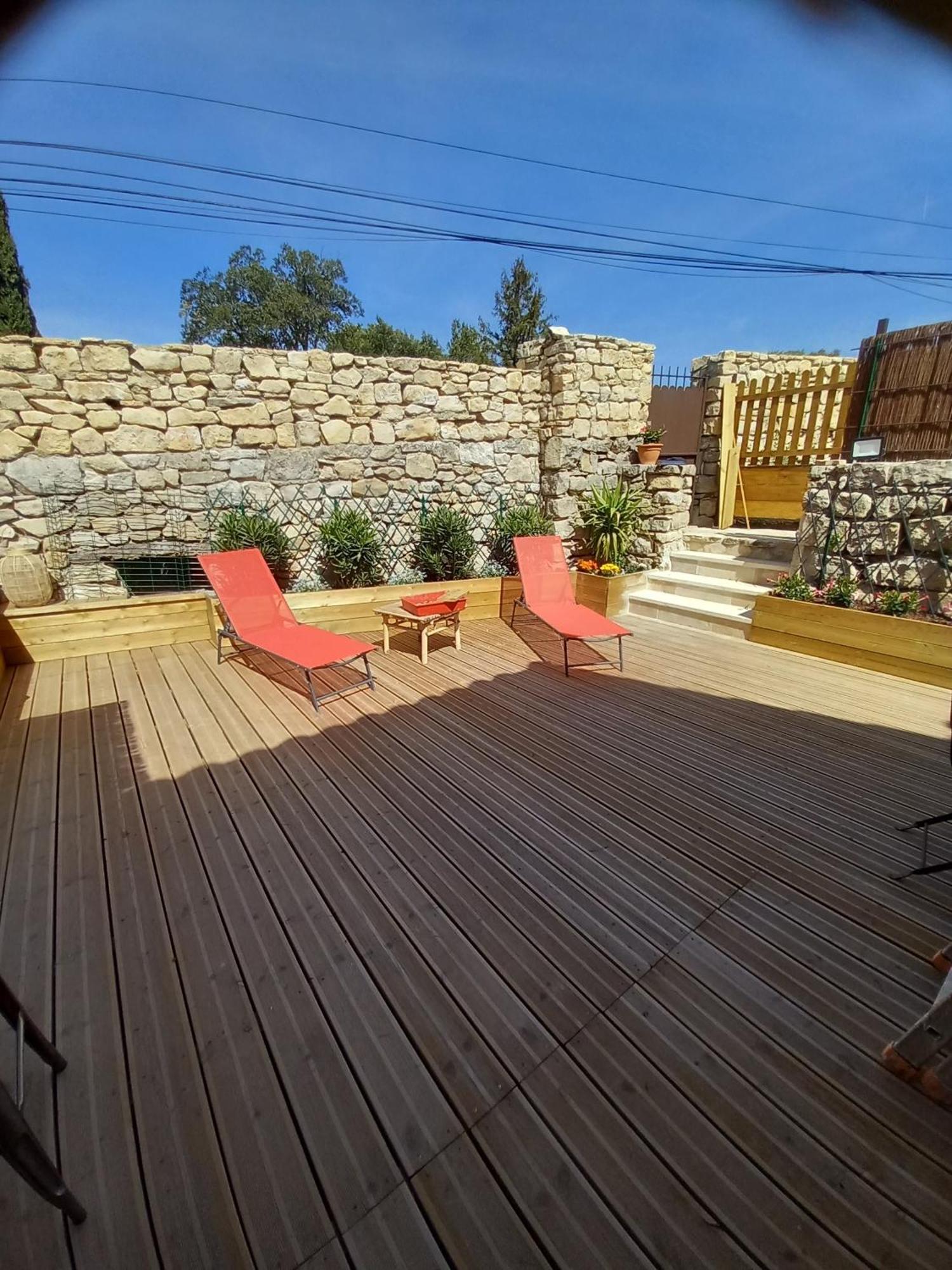 Chez Daniele Chambre Avec Jacuzzi Et Terrasse Privee Murs  Екстериор снимка